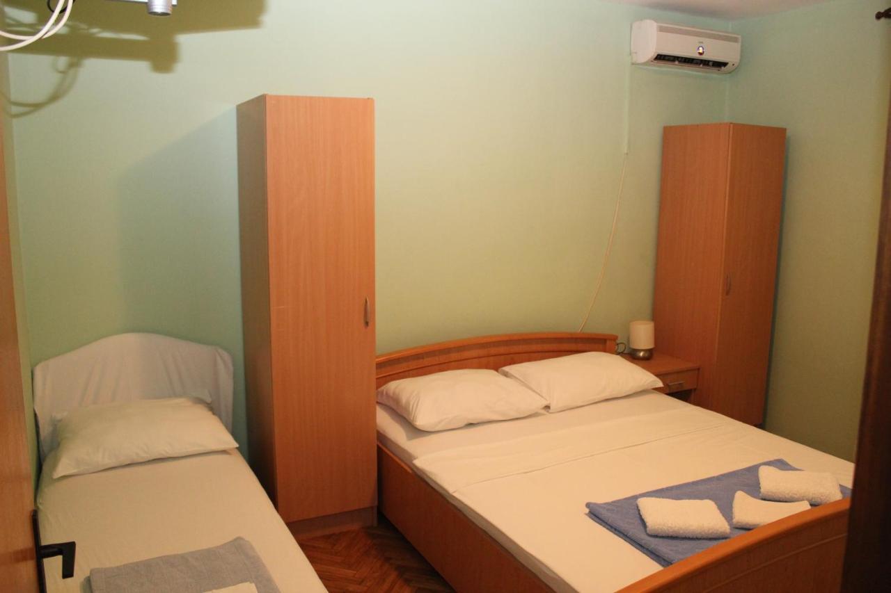 Apartments Ratkovic Tivat Pokoj fotografie